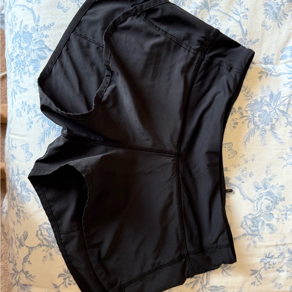 Lululemon Speed up Low-rise lined shorts 2.5”